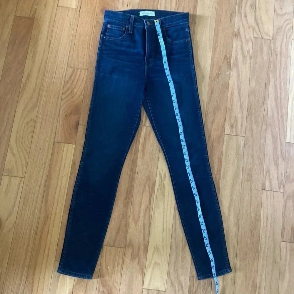 Madewell EUC dark wash 10’’ high rise jeans - Picture 8 of 11
